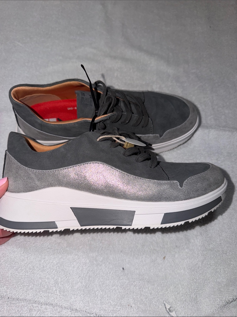 FitFlop Women's Gray Metallic Lace-Up Platform Sneakers